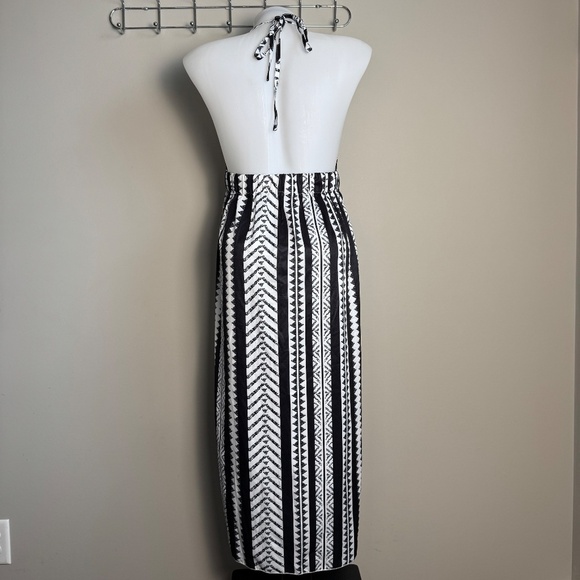 NIAY Women's 6 Aztec Halter Maxi Beach Dress Spaghetti Straps Side Slits B & W - Picture 5 of 15